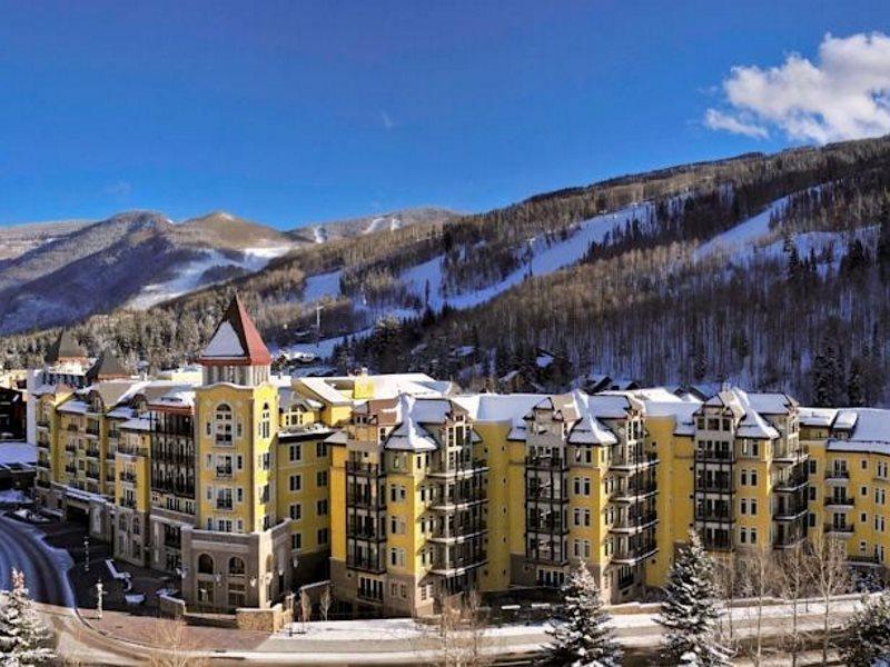 Legendary Lodging At The Ritz Вейл Екстериор снимка